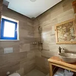 Agropensiunea Paradisul Гостевой дом 4*