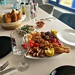 Agropensiunea Paradisul بيت ضيافة 4*