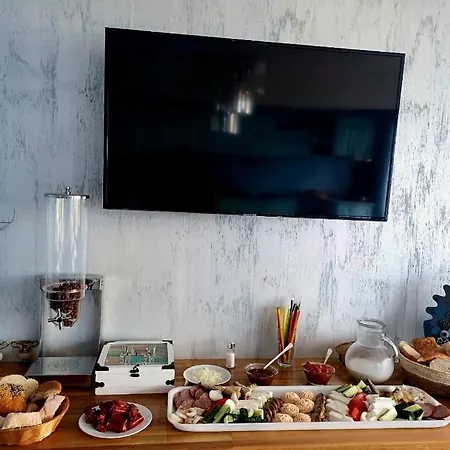 بيت ضيافة Agropensiunea Paradisul 4*