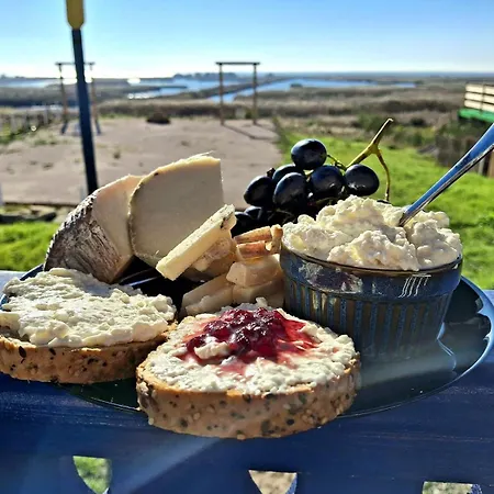 بيت ضيافة Paradisul 4*