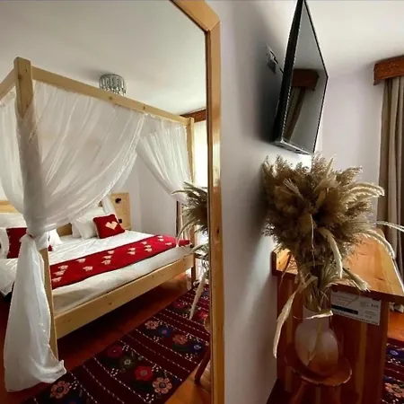 Agropensiunea Paradisul بيت ضيافة