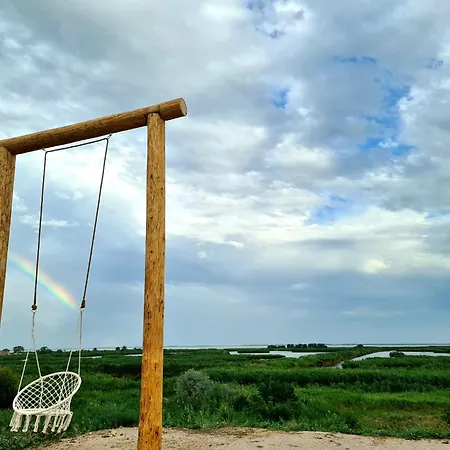 Agropensiunea Paradisul بيت ضيافة