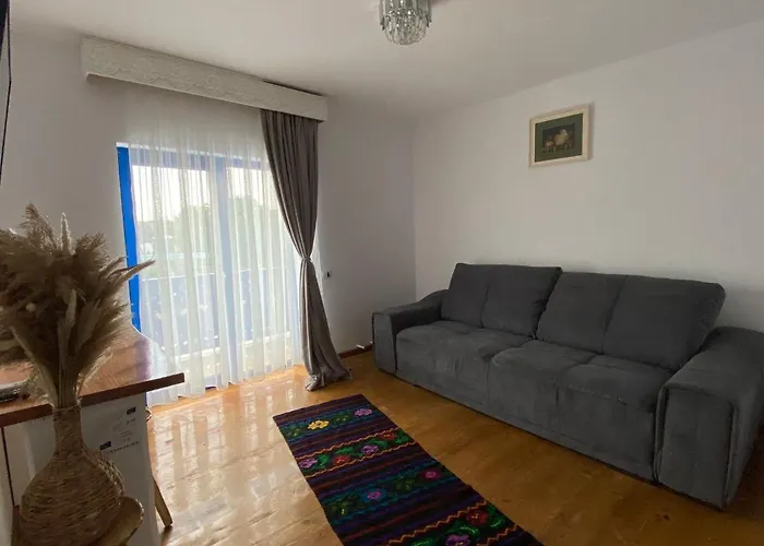 Agropensiunea Paradisul Guest house 4*