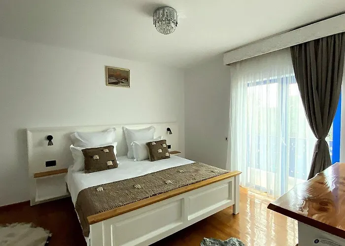 Guest house Agropensiunea Paradisul 4*