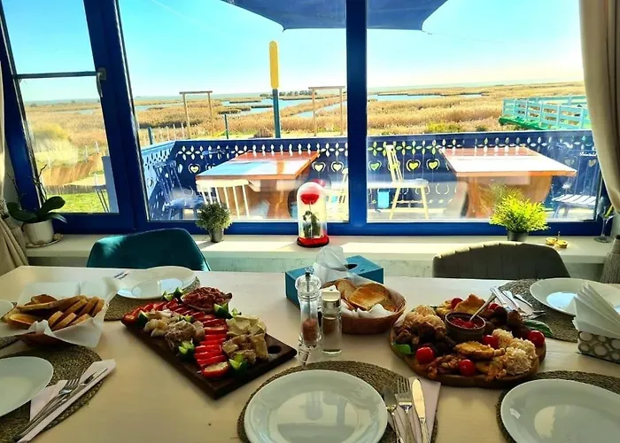 Agropensiunea Paradisul Guest house 4*